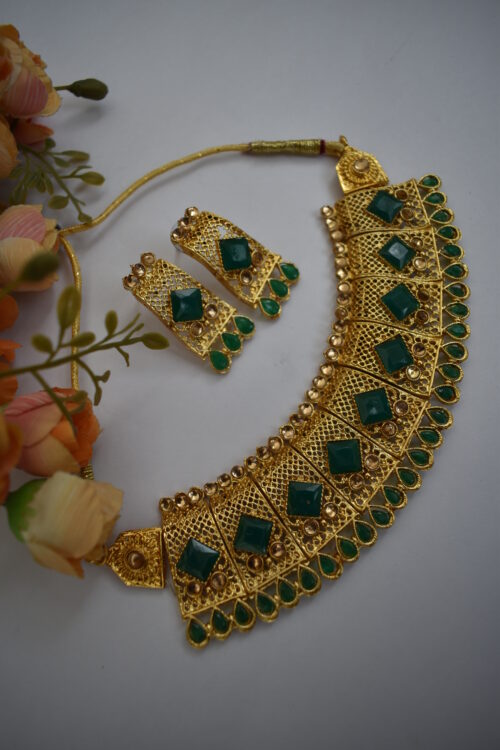 Gold Plated Stone Studded Jewellery Set