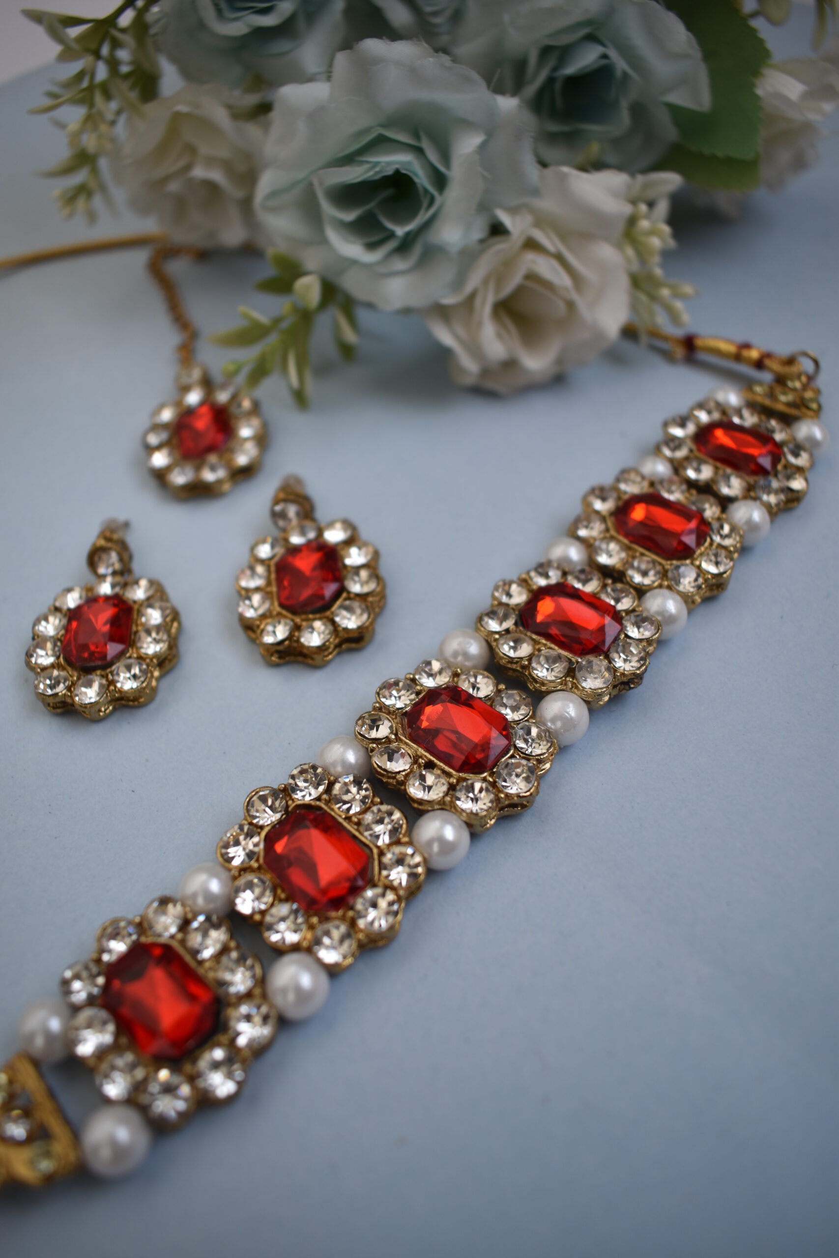 Shinning Stone Studded Gold Crystal Choker Set