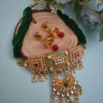 Beautiful Traditional Kundan & Pearls Choker Necklace